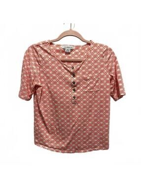 LIZ CLAIRBORNE white w/orange pattern short sleeve top, women’s size M